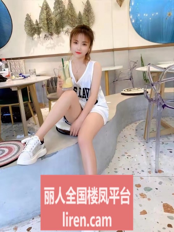 02ecf3ad7ed10ee77eae7694f9b193fd4773.jpg